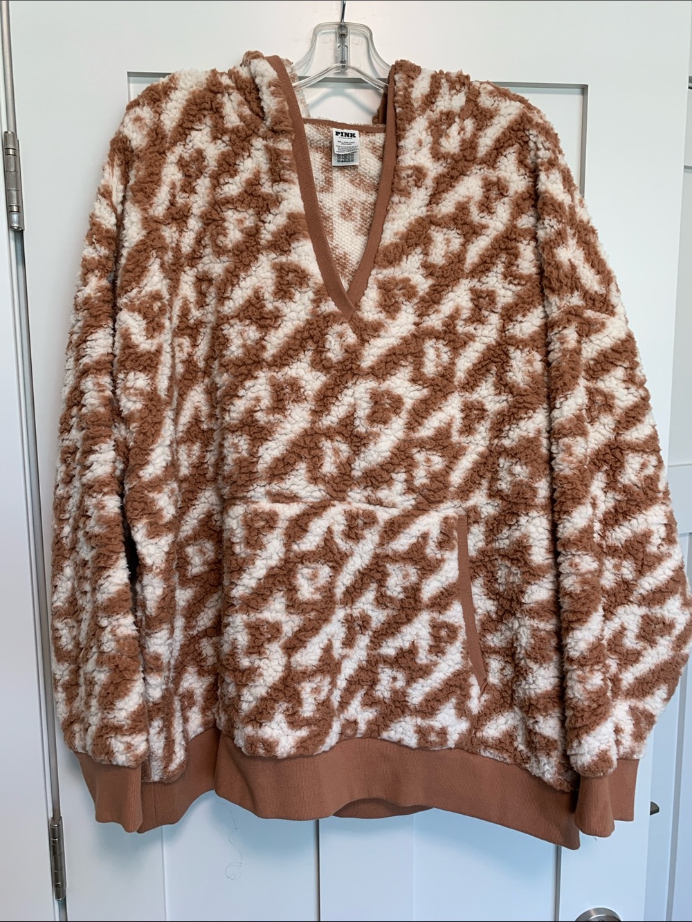 PINK Victoria's Secret Brown & Cream Fuzzy V-Neck Pullover